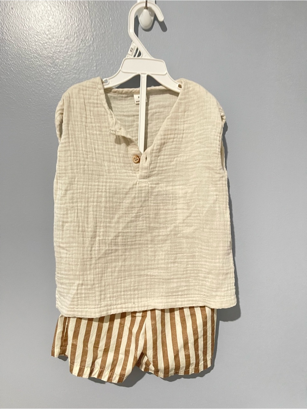 Shein Toddler Set | Cream Gauze Top with Brown Striped Shorts Set Size 2-3Y